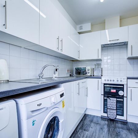 Spacious Urban Apartment In Croydon Exteriér fotografie